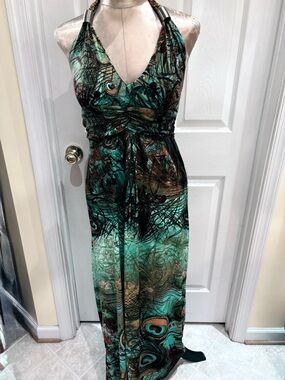 CRISTINA LOVE TROPICAL PEACOCK PATTERN BEACHY SUMMER HALTER MAXI DRESS